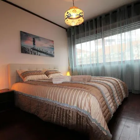 - Do Relógio Apartamento *