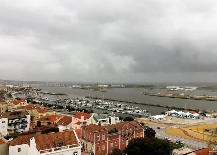 - Do Relógio * Figueira da Foz